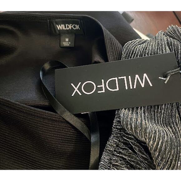 Wildfox Benicia Black Crop Top with Sheer Long Sleeves Size M NWT - Picture 5 of 5